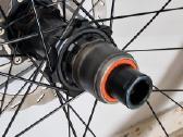Scott spark RC 2025 + ratų komplektas - nuotraukos Nr. 16