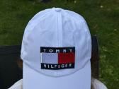 Tommy hilfiger kepure nuo saules - nuotraukos Nr. 6