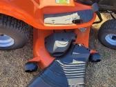 Husqvarna yth24v54 galingas traktoriukas - nuotraukos Nr. 8