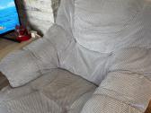 Sofa ir du foteliai su medžiu - nuotraukos Nr. 2