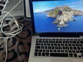 Apple MacBook ir apple monitorius - nuotraukos Nr. 8