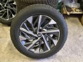Parduodu Hyundai ratlankius su žiem. Padangomis - nuotraukos Nr. 2