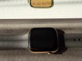 Apple Watch Series 9, Gold 41 mm - nuotraukos Nr. 3