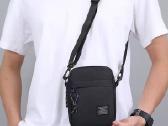 Nedidelė, vyriška rankinė per petį. Crossbody. - nuotraukos Nr. 2