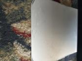 Apple MacBook ir apple monitorius - nuotraukos Nr. 18