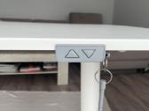 Reguliuojamo auksčio elektrinis stalas Bekant - nuotraukos Nr. 5