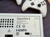 Xbox One S 1 TB su 2 originaliais pulteliais - nuotraukos Nr. 3