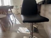 Trys reguliuojamo aukščio baro kėdės - nuotraukos Nr. 2