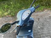 Vespa motoroleris - nuotraukos Nr. 4