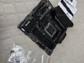 Msi Tomahawk b650m ( am5 ) ( ddr5 ) - nuotraukos Nr. 2