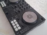 Native Instruments Traktor S2 Mk3 - nuotraukos Nr. 2