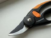 Fiskars sekatorius Fingerloop - nuotraukos Nr. 2