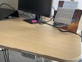Pakeliamas/reguliuojamas stalas ir spintelės - nuotraukos Nr. 2