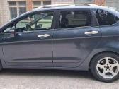 Parduodama erdvi ir patikima Honda Fr-v 6 sėdimos - nuotraukos Nr. 9