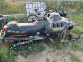 Parduodamas sniego motociklas toks koks yra 2000