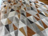 Modernus geometrinio rašto kilimas - nuotraukos Nr. 2