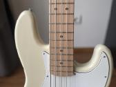 Squier Affinity Jazz Bass V5 stygų bosinė gitar - nuotraukos Nr. 6
