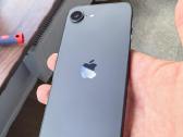 iPhone 16e 128 Black, original case and cable - nuotraukos Nr. 5