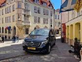 Mercedes V-class nuoma su asmeniniu vairuotoju - nuotraukos Nr. 2