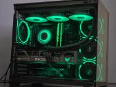 Tuf 9070 XT kompiuteris su 7 9800x3d - nuotraukos Nr. 2