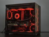 Tuf 9070 XT kompiuteris su 7 9800x3d - nuotraukos Nr. 3