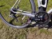 Du hibridai. Specialized Sirrus ir Merida - nuotraukos Nr. 5