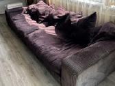 Didelė ir patogi sofa su pagalvėlėmis - nuotraukos Nr. 3