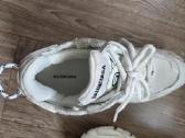 Balenciaga kedai - nuotraukos Nr. 7