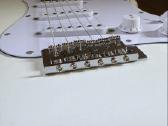 Elektrine gitara su kubu - nuotraukos Nr. 11