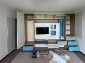 Sekcija su spintomis, LED apšvietimu + TV dovanų - nuotraukos Nr. 4