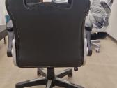 Stalas, kėdės ir sofa - nuotraukos Nr. 8