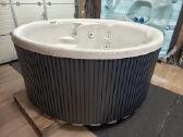 Lauko sūkurinė vonia jacuzzi - nuotraukos Nr. 3