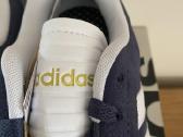 Adidas kedai - nuotraukos Nr. 2