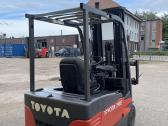 Elektrinis šakinis krautuvas Toyota - nuotraukos Nr. 8