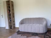 Dvivietė sofa, spinta, lentyna, kėdės, paveikslai - nuotraukos Nr. 2