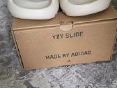 Yeezy slides - nuotraukos Nr. 2