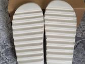 Yeezy slides - nuotraukos Nr. 4
