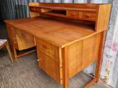 Vintažinis mid century rašomojo stalas - nuotraukos Nr. 4
