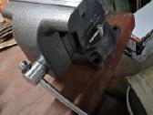 Darbastalio spaustuvas Yato YT-6504, 200 mm Naujas - nuotraukos Nr. 3