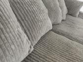 Svetainės pilka minkšta sofa - nuotraukos Nr. 3