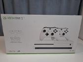 Xbox One S, 1 TB, 2 pulteliai, 2 žaidimai. - nuotraukos Nr. 2