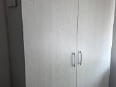 Stalas,komoda ir spinta - nuotraukos Nr. 7