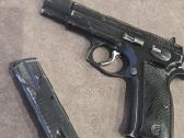 Pistoletas Cz 75 (Su Gedimino stulpais) - nuotraukos Nr. 2