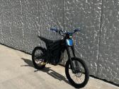 Surron Lbx 2025 ir Talaria Mx4 2024 - nuotraukos Nr. 4