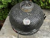 Kamado Bono Media su stalu - nuotraukos Nr. 5