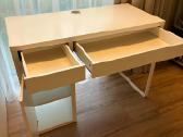 Naudotas Ikea baltas rašomas stalas Micke - nuotraukos Nr. 4