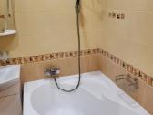 Nuomojamas tvarkingas ir švarus 3 kambarių butas - nuotraukos Nr. 10