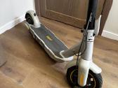 Ninebot Segway Max G30le elektrinis paspirtukas - nuotraukos Nr. 2