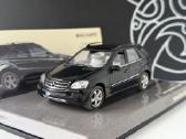 Mercedes Benz M klasė 1:43 - nuotraukos Nr. 3