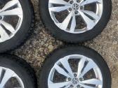 VW Id3 R18 ratai su žieminėmis padangomis - nuotraukos Nr. 2